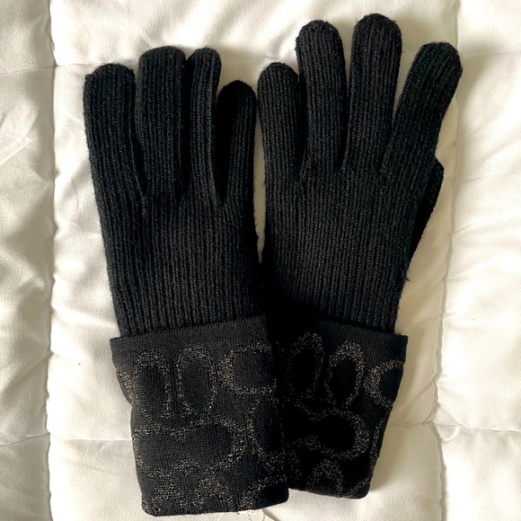 Coach Signature Knit Tech Gloves - Picture 2 of 4